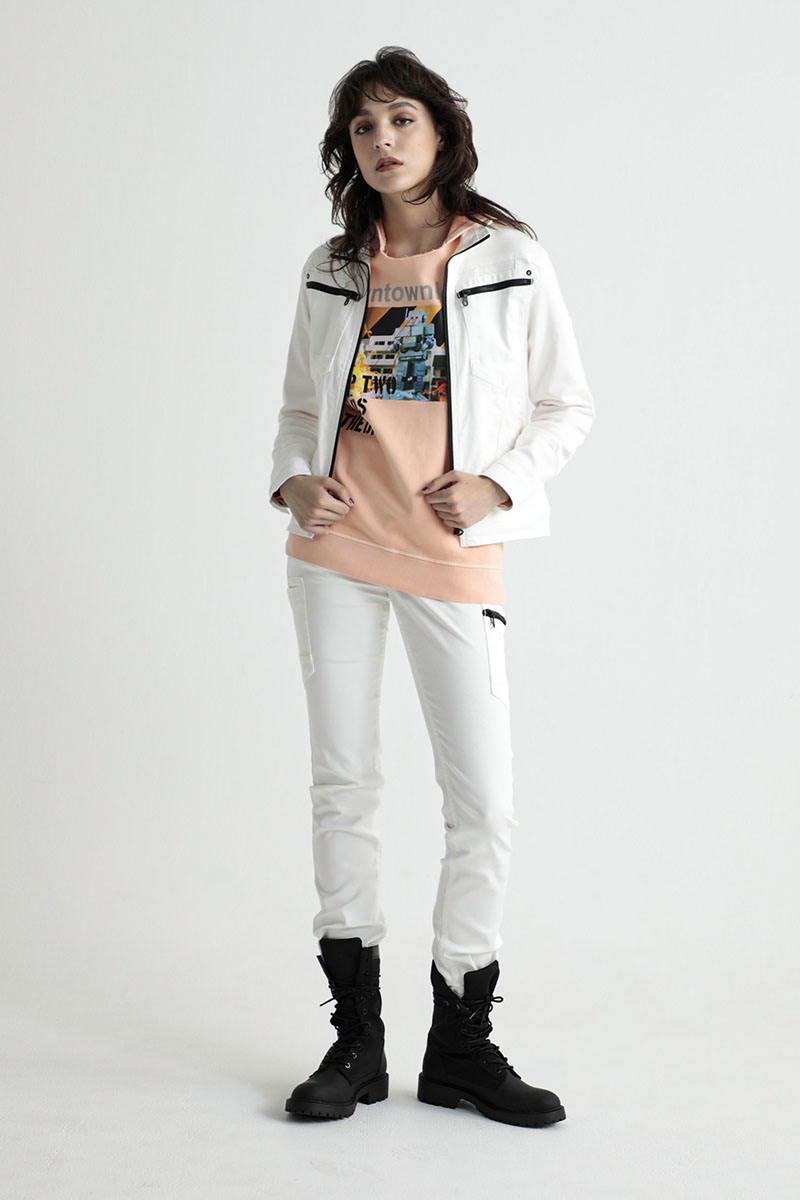 ことこページ Cotton Gabardine 3Pleated Wide-Leg Trousers | YOKE Official